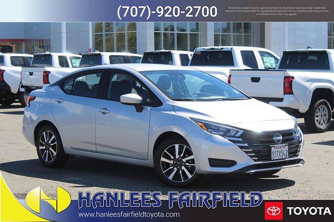 2025 Nissan Versa SV
