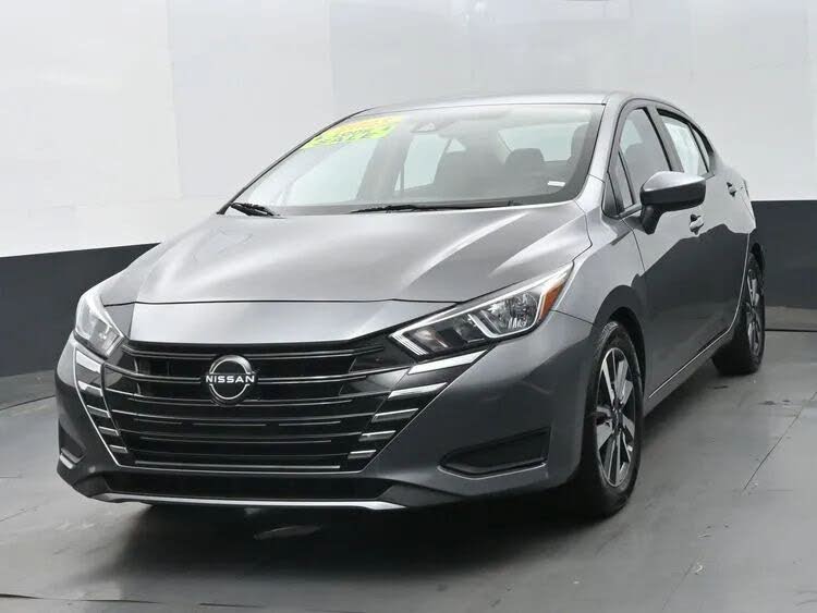 2023 Nissan Versa SV