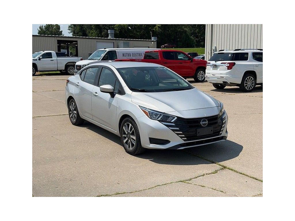 2024 Nissan Versa SV