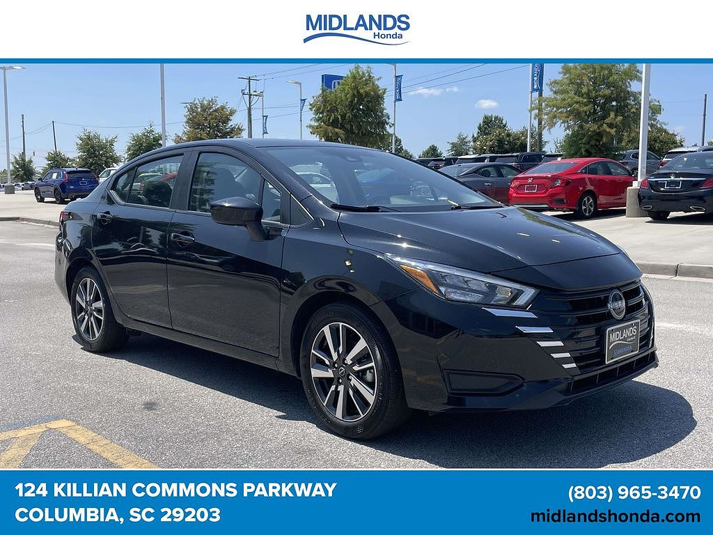 2025 Nissan Versa SV