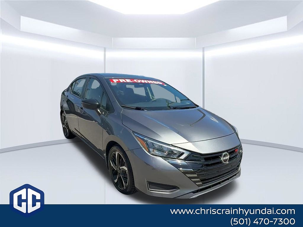 2023 Nissan Versa SR