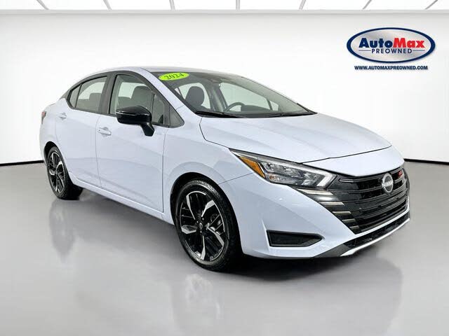 2024 Nissan Versa SR