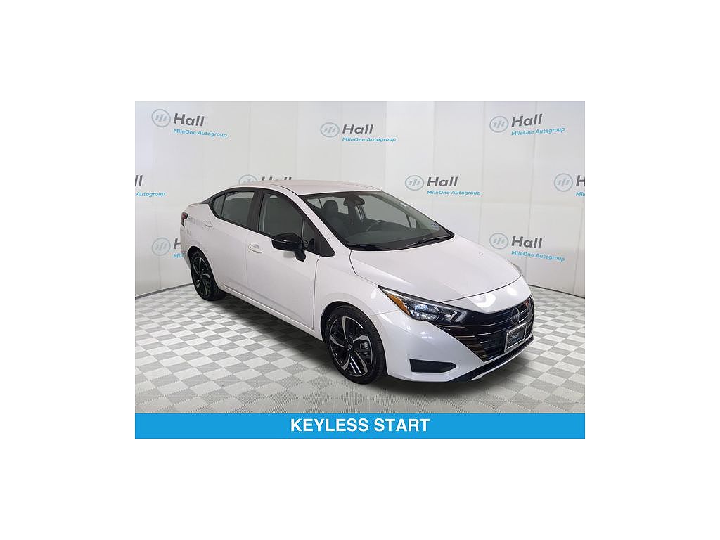 2025 Nissan Versa 1.6 SR