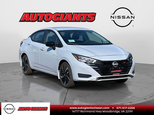 2025 Nissan Versa SR