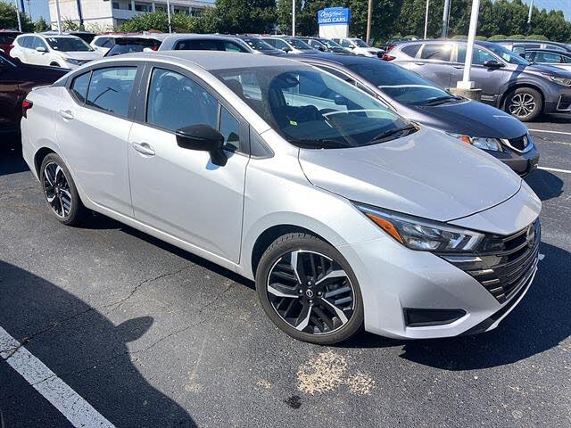 2024 Nissan Versa SR