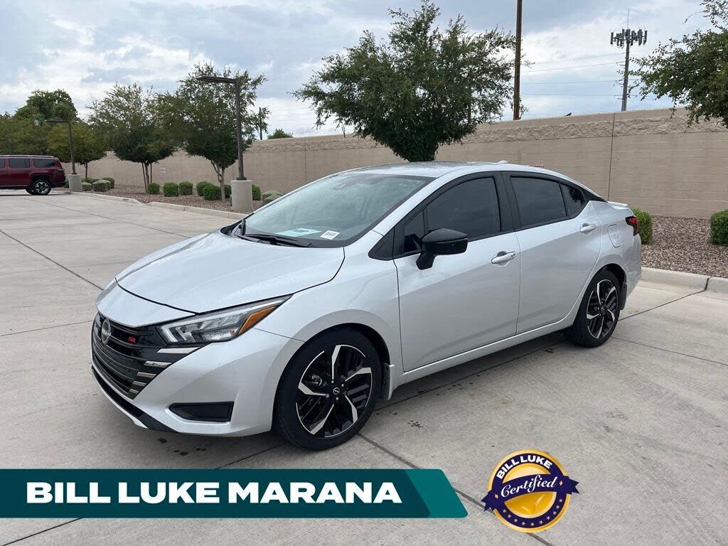 2025 Nissan Versa SR