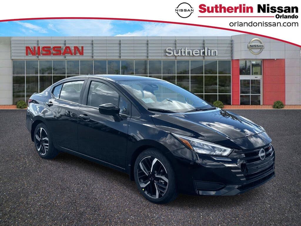 2025 Nissan Versa SR