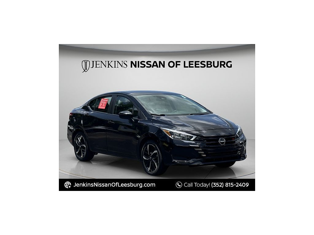 2024 Nissan Versa SR