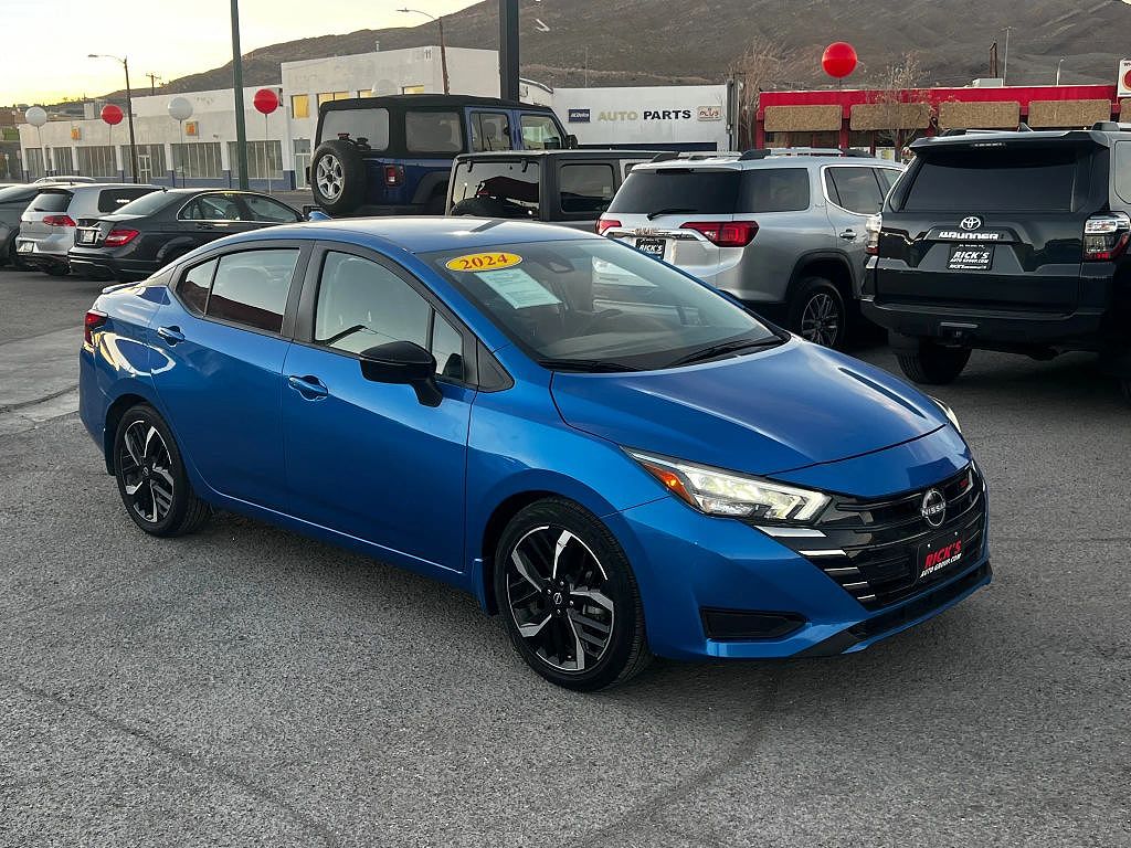 2024 Nissan Versa SR
