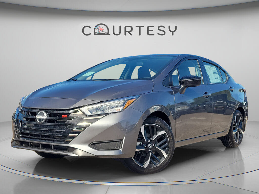 2025 Nissan Versa SR