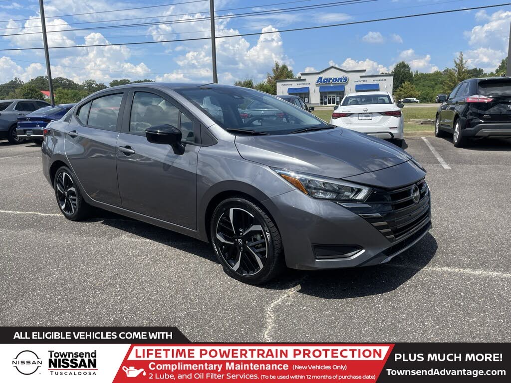 2024 Nissan Versa SR