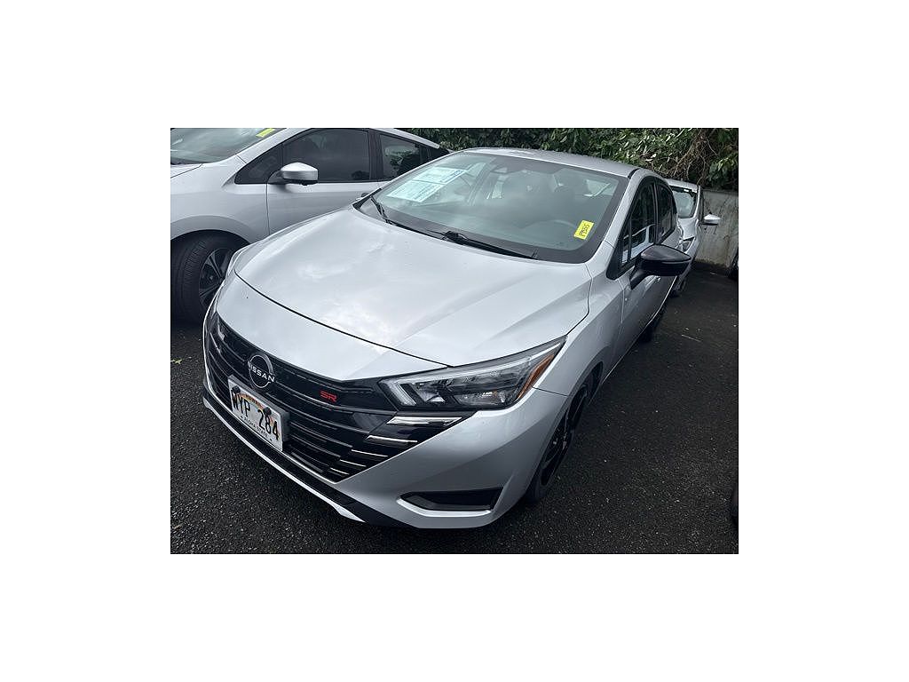 2024 Nissan Versa SR