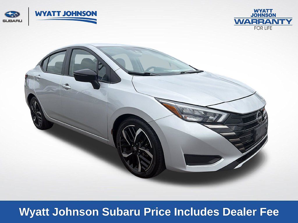 2024 Nissan Versa 1.6 SR