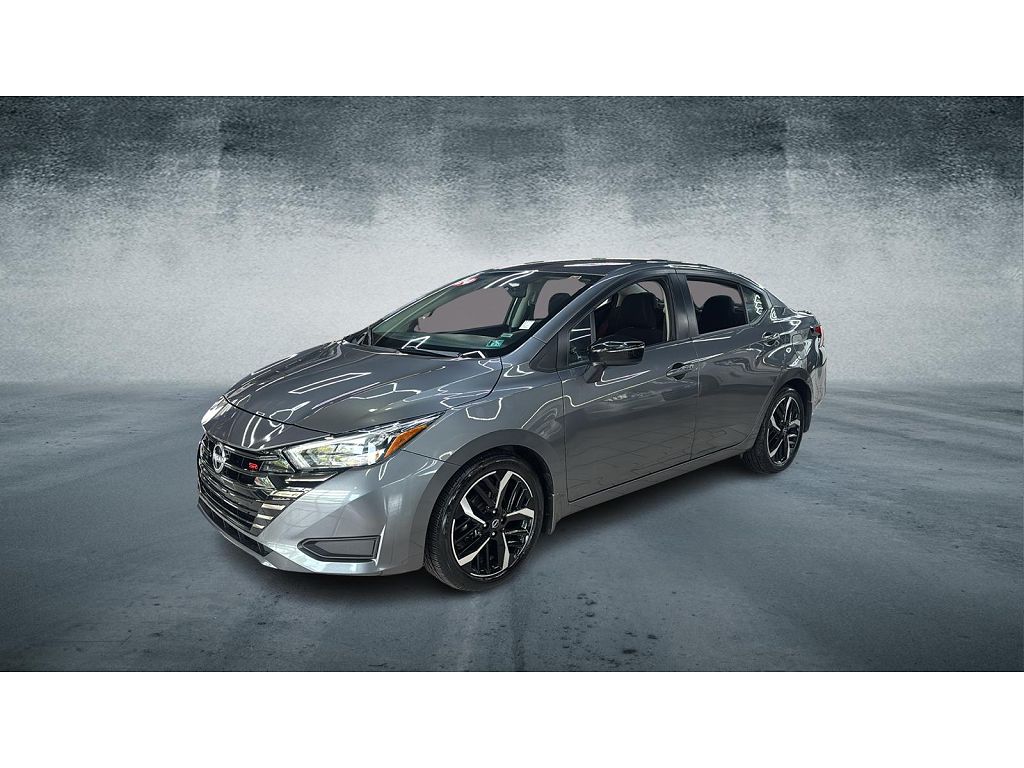 2024 Nissan Versa SR