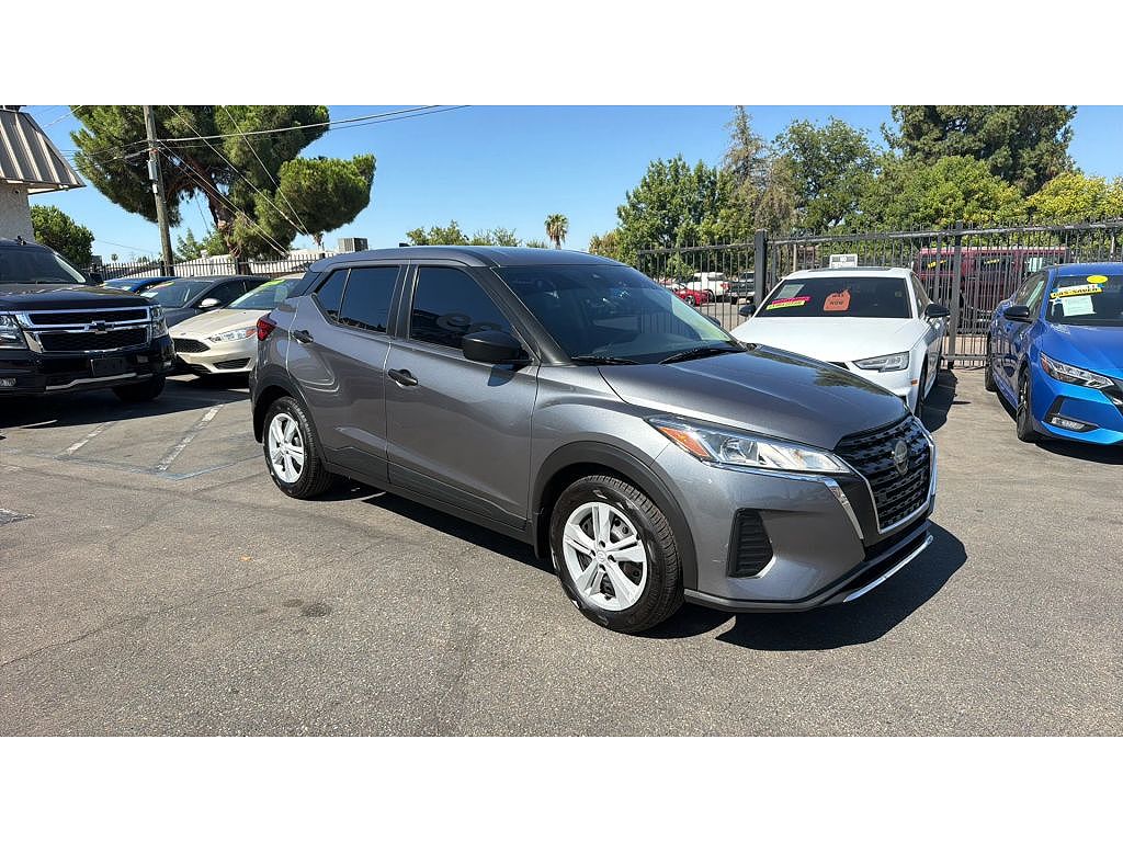 2021 Nissan Kicks S