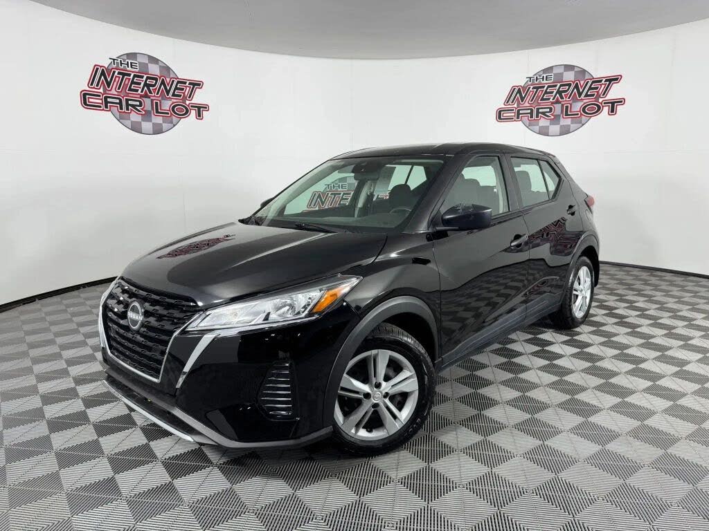 2022 Nissan Kicks S