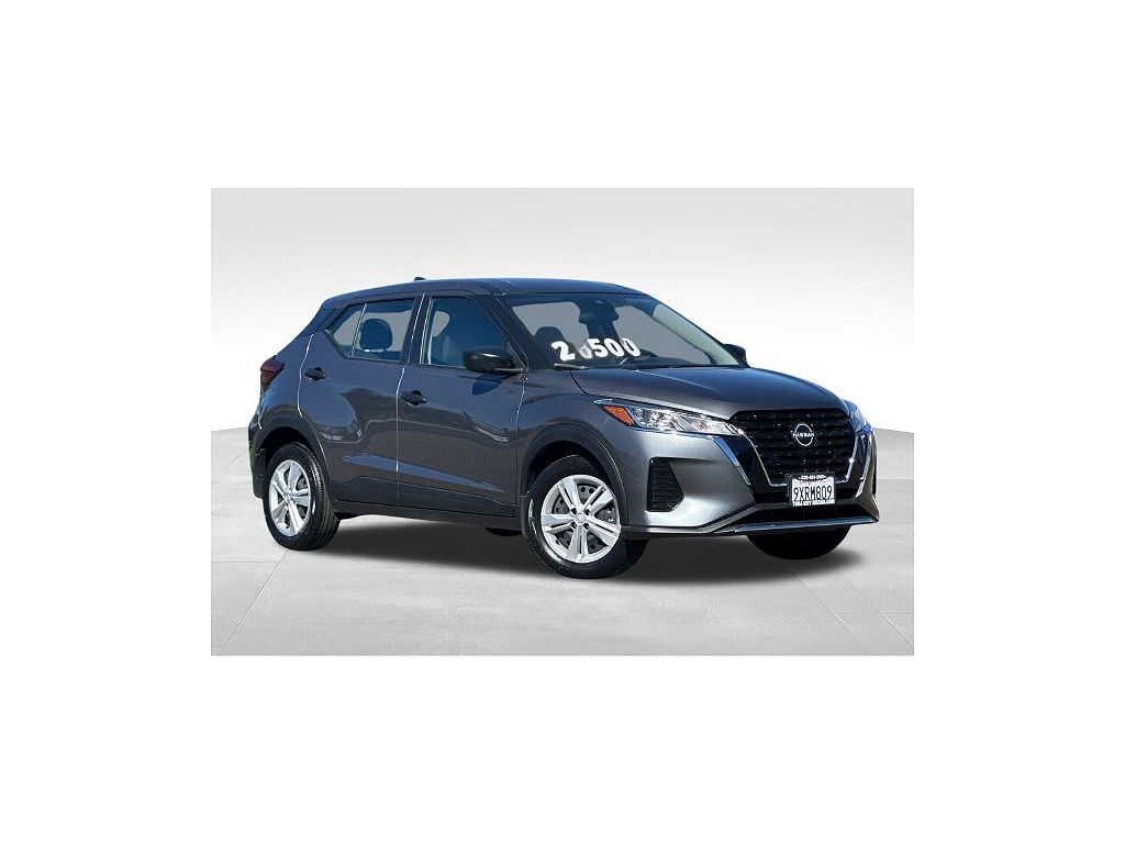 2025 Nissan Kicks