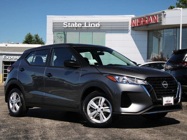 2025 Nissan Kicks S