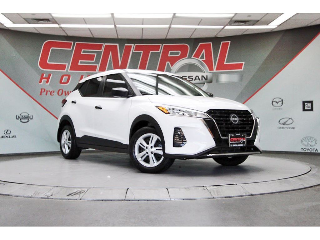 2025 Nissan Kicks Play S