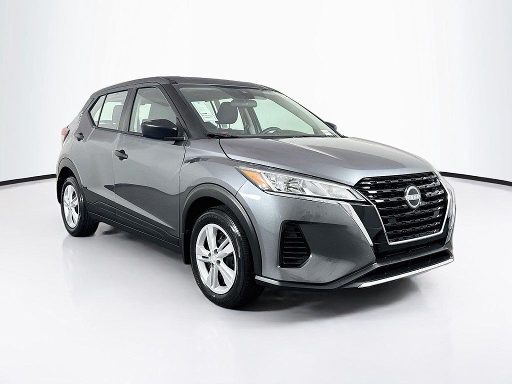 2024 Nissan Kicks S