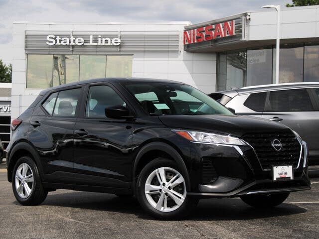 2025 Nissan Kicks S
