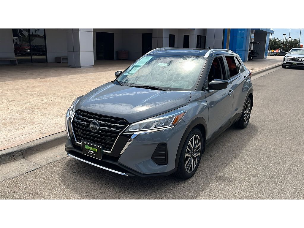 2024 Nissan Kicks SV