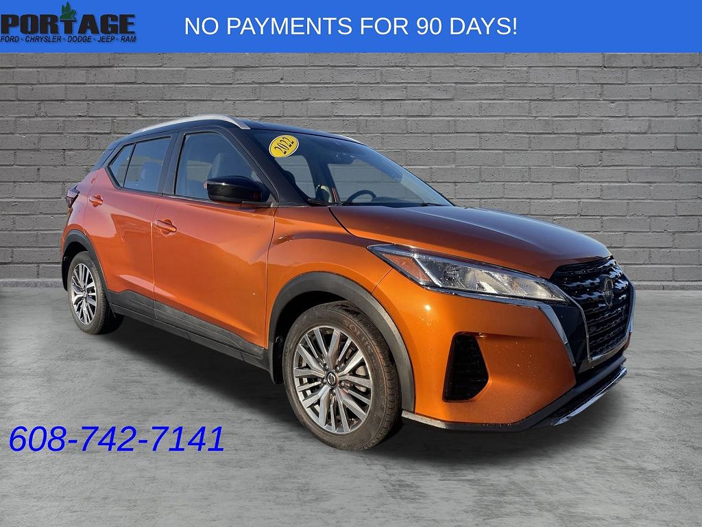 2022 Nissan Kicks SV