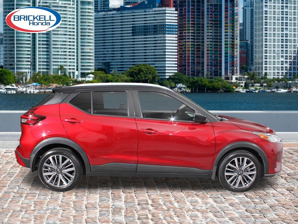 2023 Nissan Kicks SV