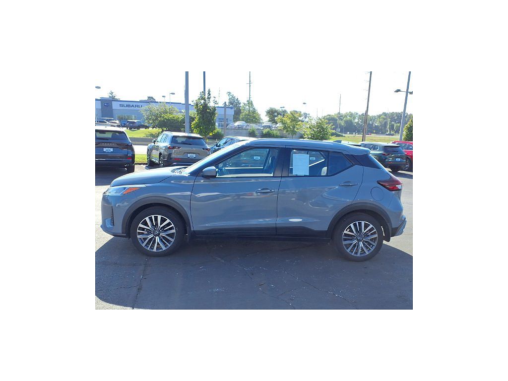 2024 Nissan Kicks SV