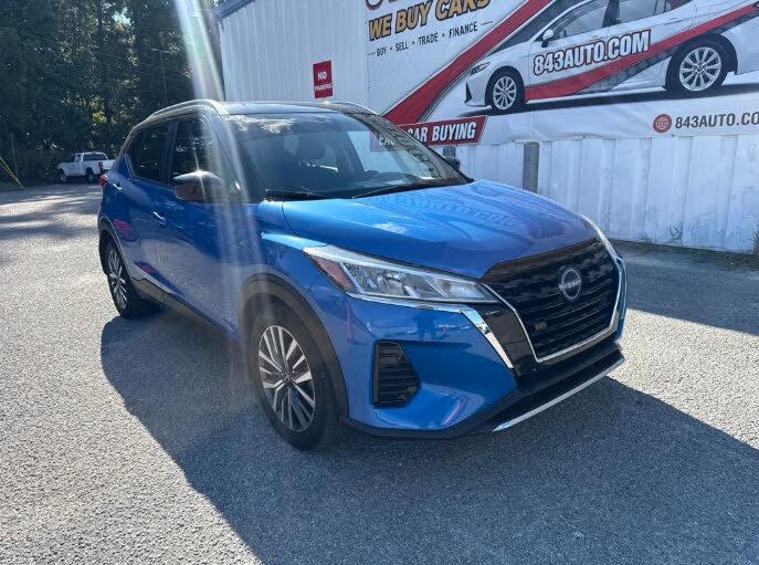 2022 Nissan Kicks SV