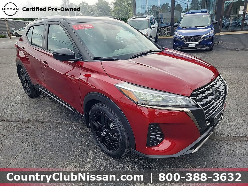 2024 Nissan Kicks SR