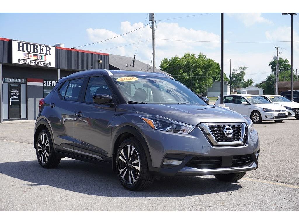 2020 Nissan Kicks SR