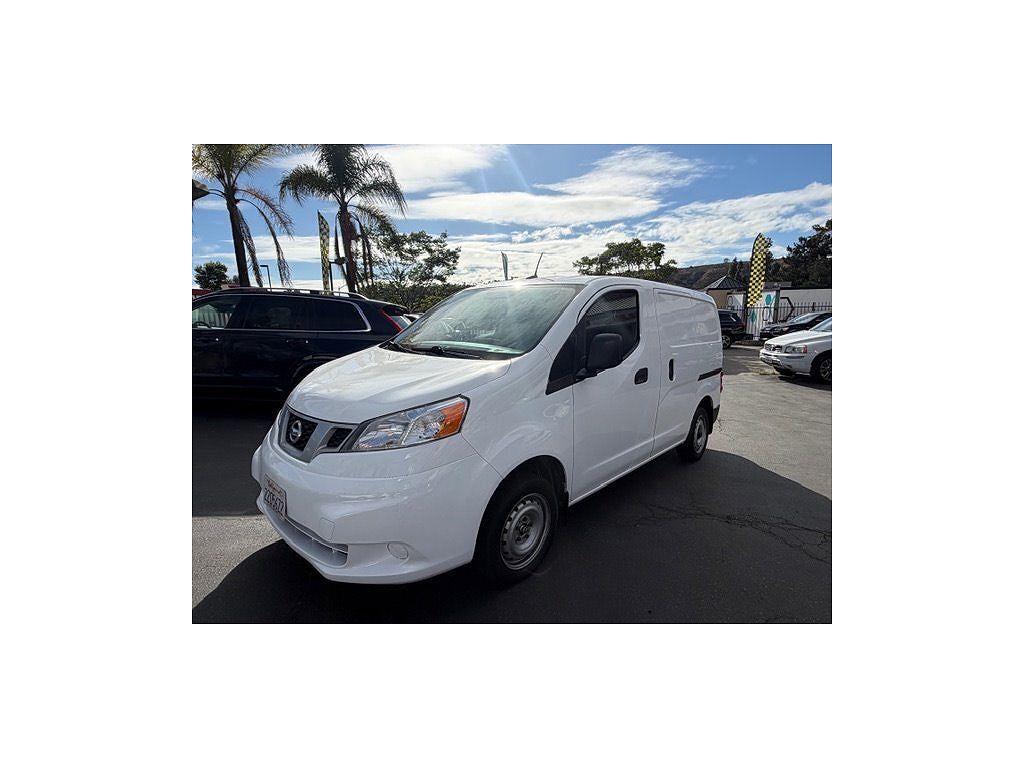 2020 Nissan NV200 SV