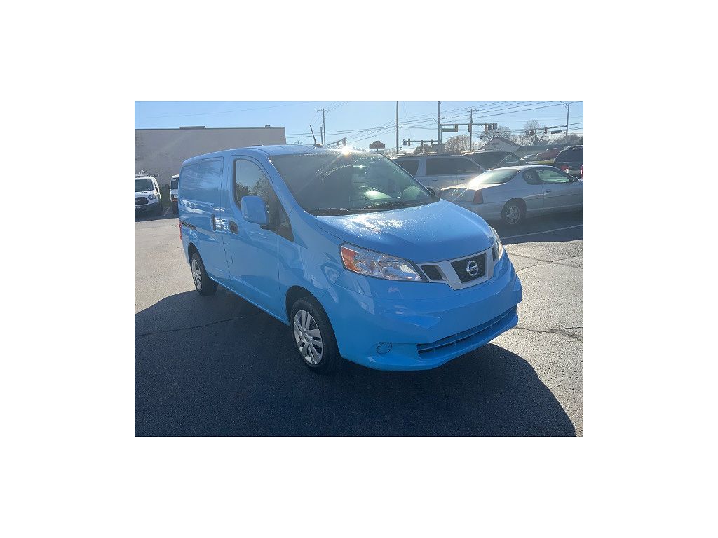 2021 Nissan NV200 S