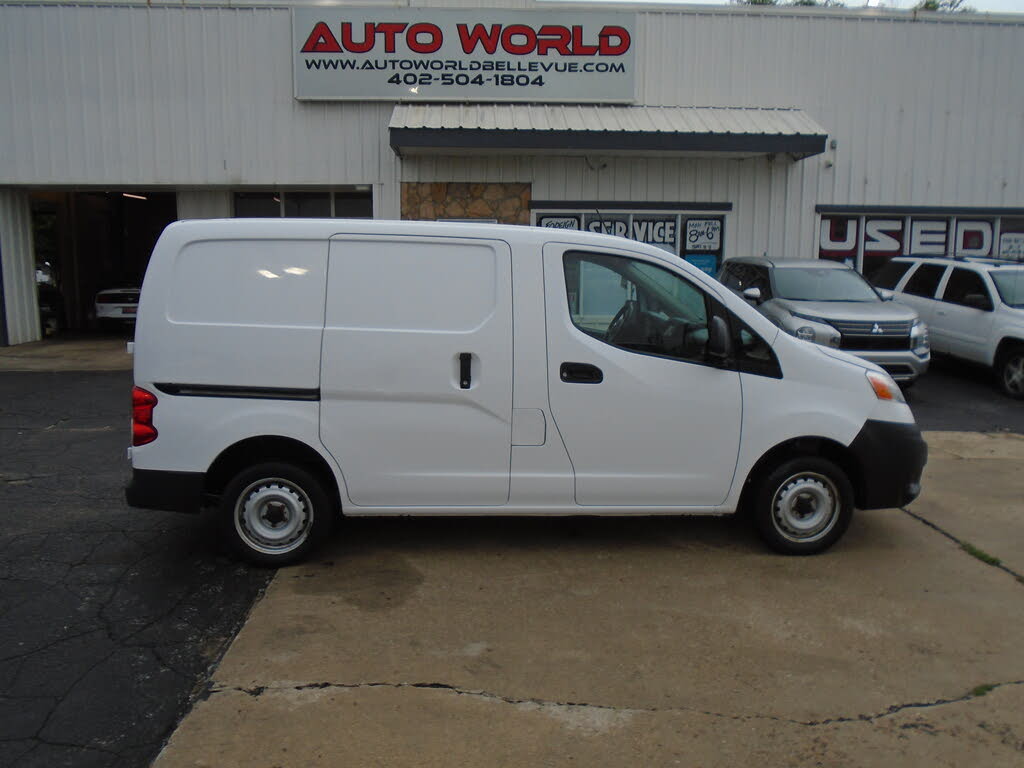 2018 Nissan NV200 SV