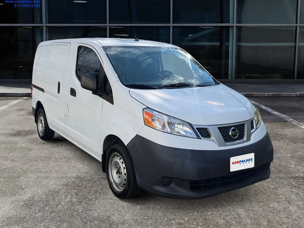 2017 Nissan NV200 SV