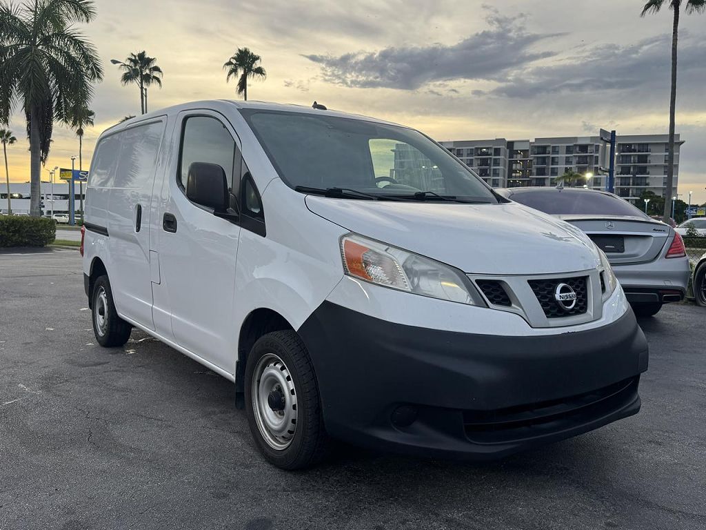 2020 Nissan NV200 SV