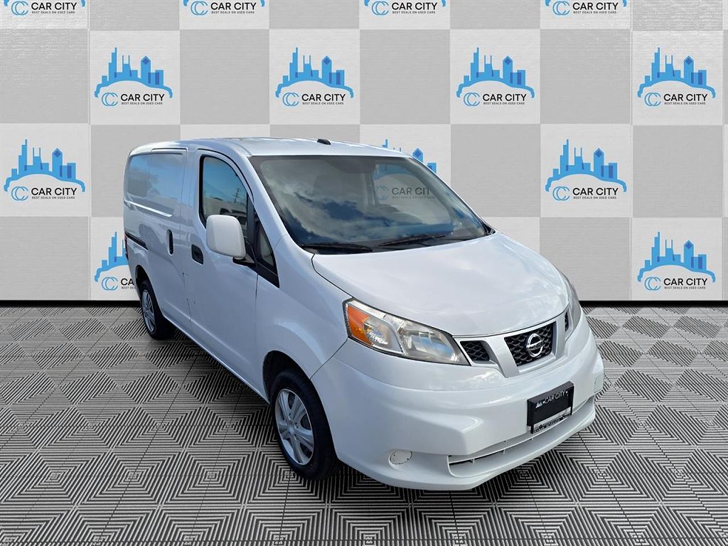 2020 Nissan NV200 SV