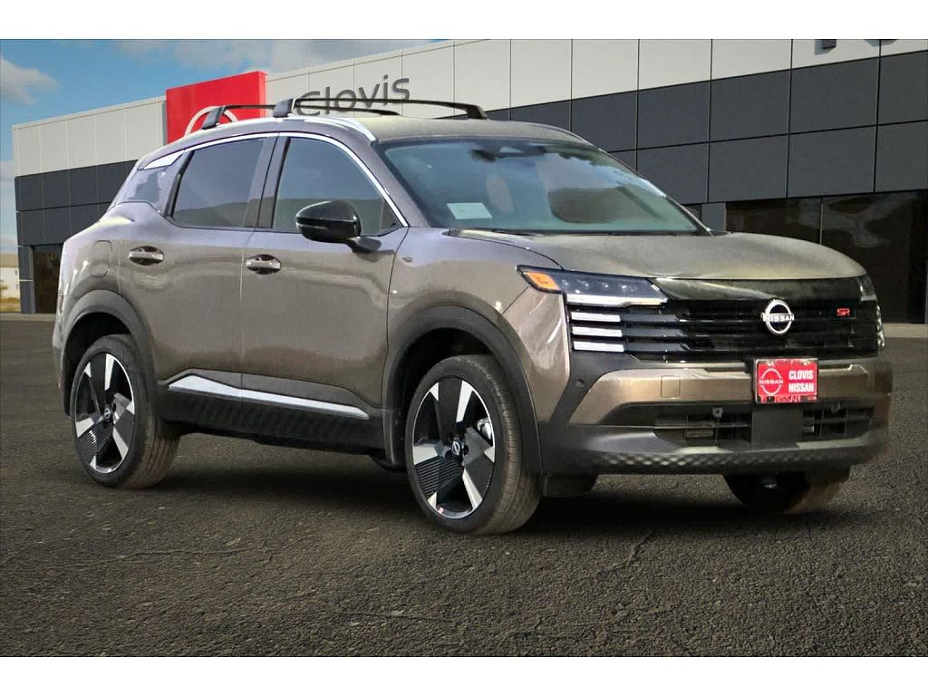 2026 Nissan Kicks SR