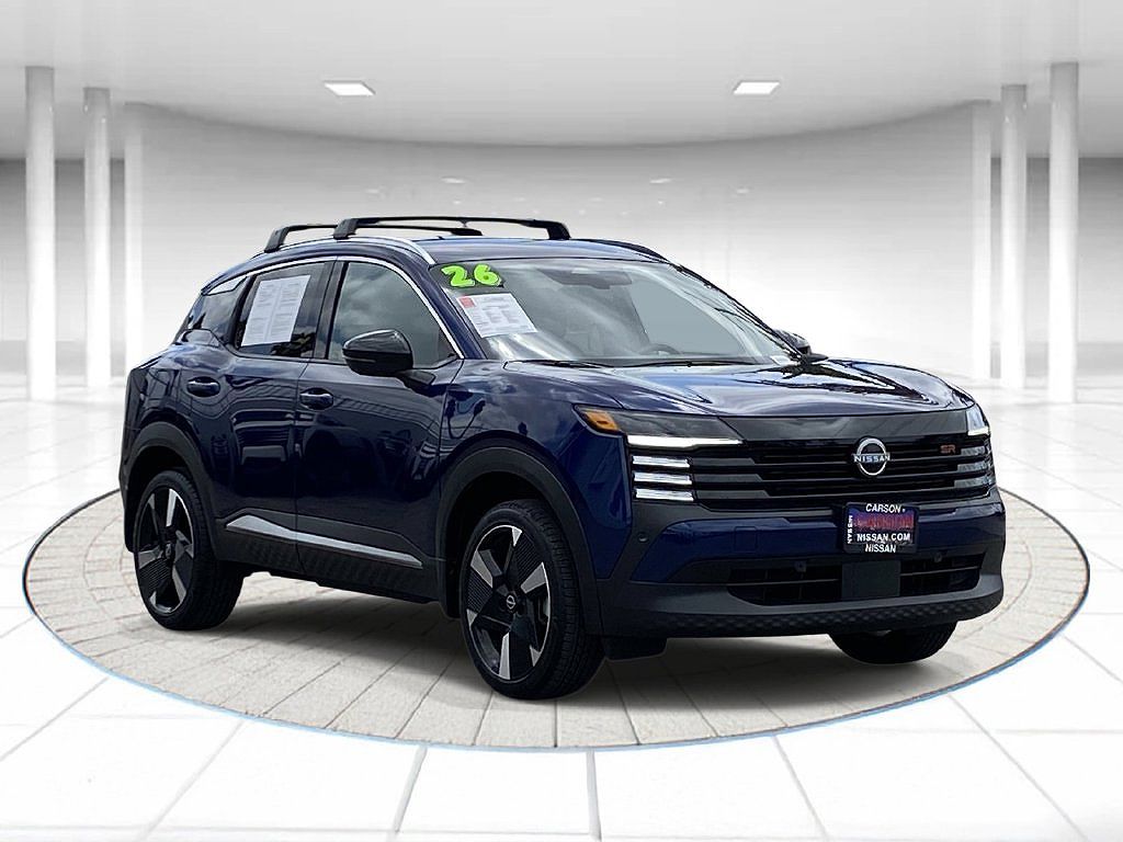 2026 Nissan Kicks SR