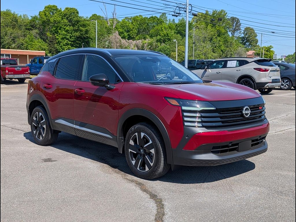 2025 Nissan Kicks SR