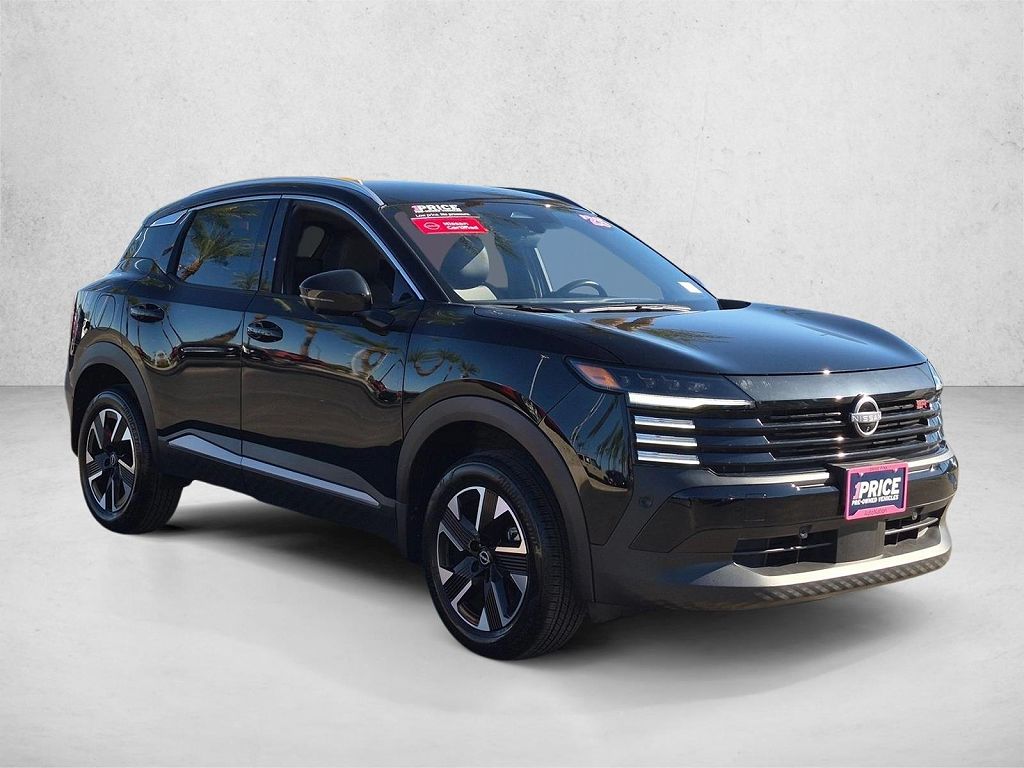 2025 Nissan Kicks SR