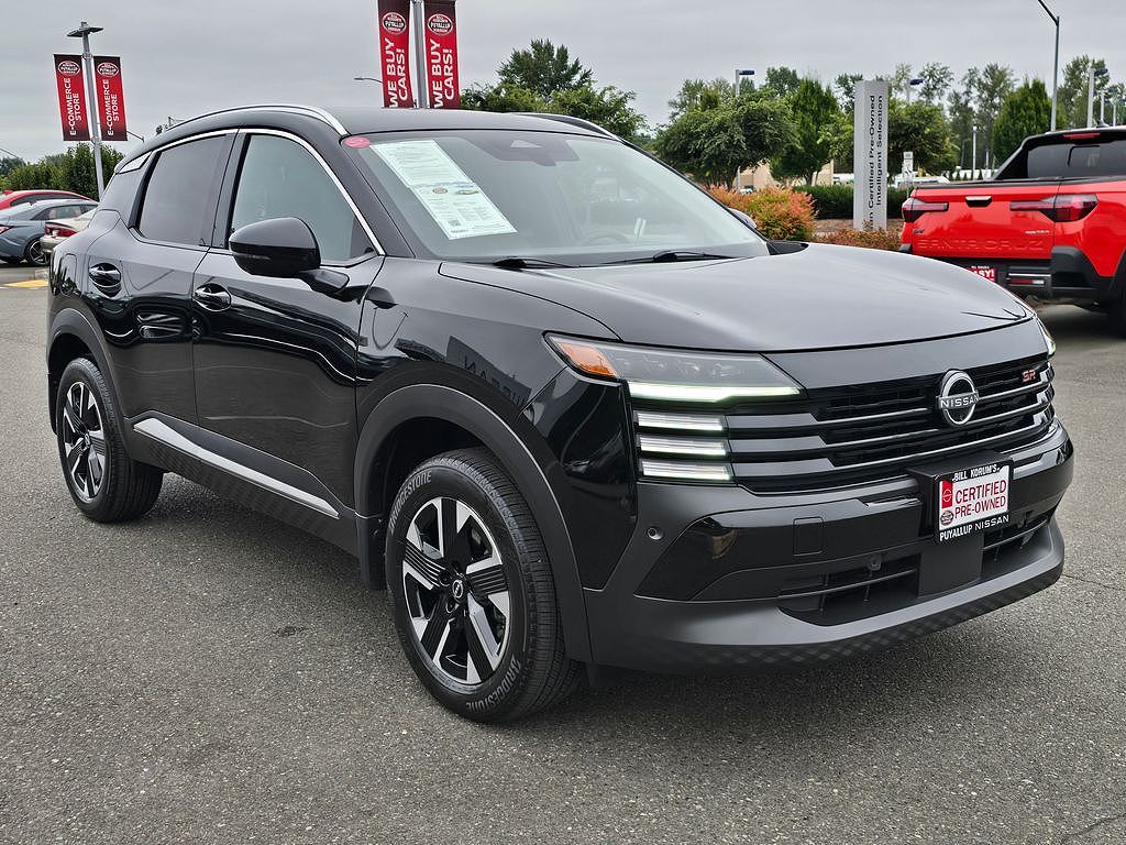 2025 Nissan Kicks SR