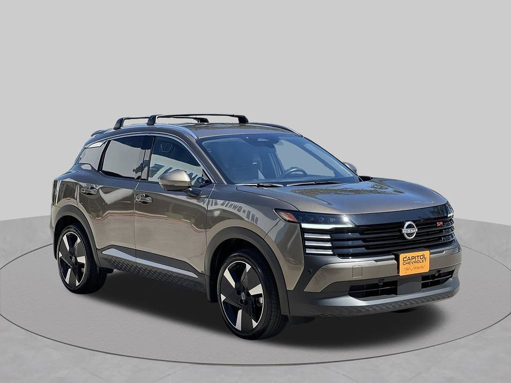 2025 Nissan Kicks SR