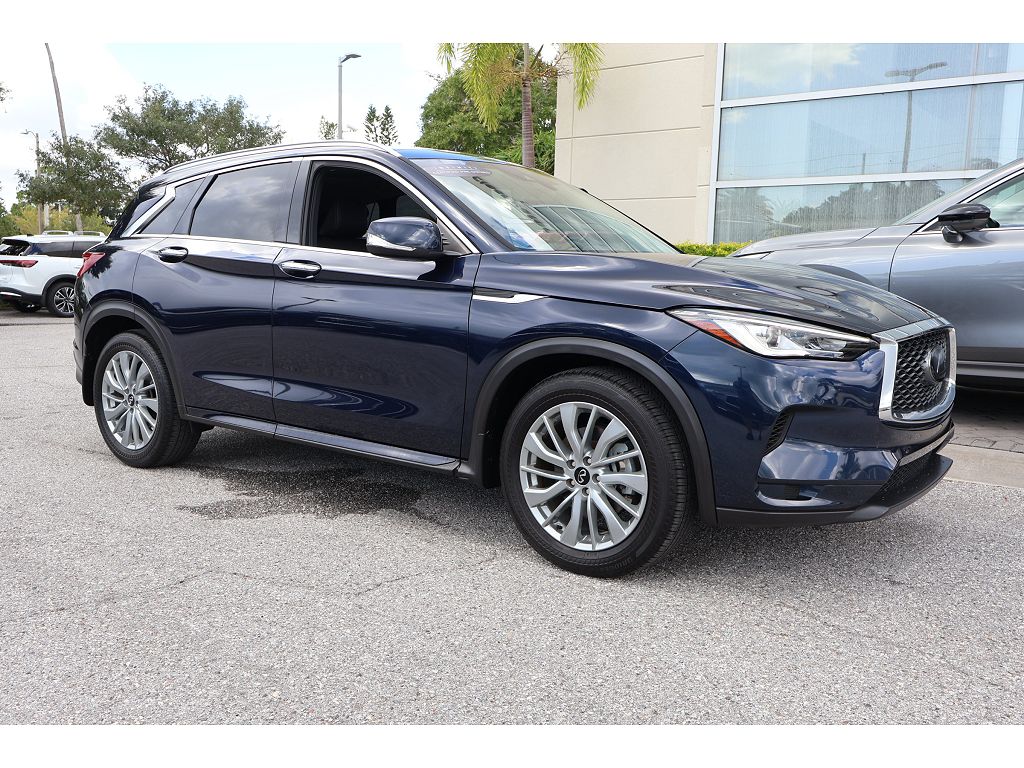 2024 Infiniti QX50 LUXE