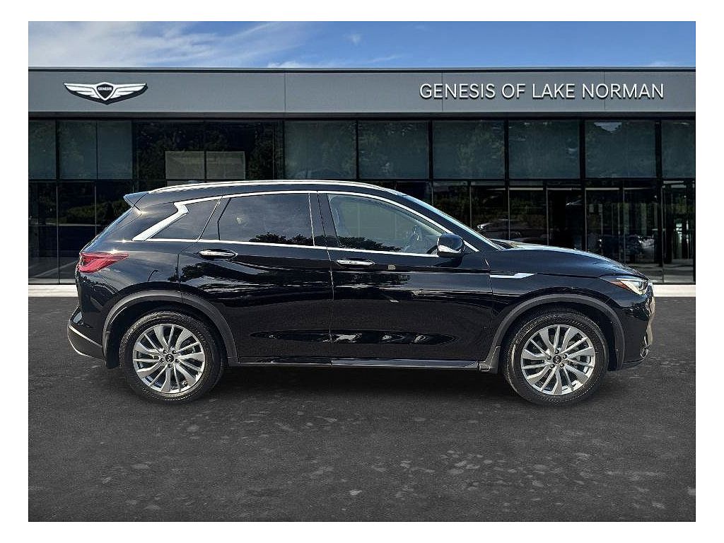 2024 Infiniti QX50 LUXE