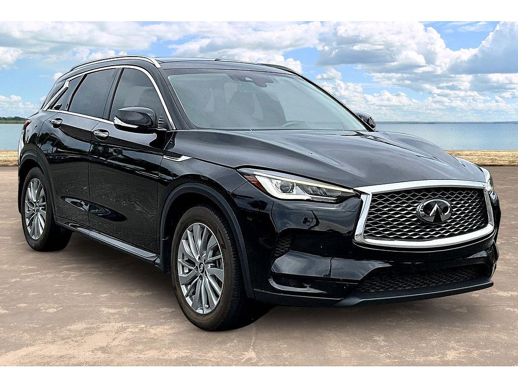 2023 Infiniti QX50 LUXE
