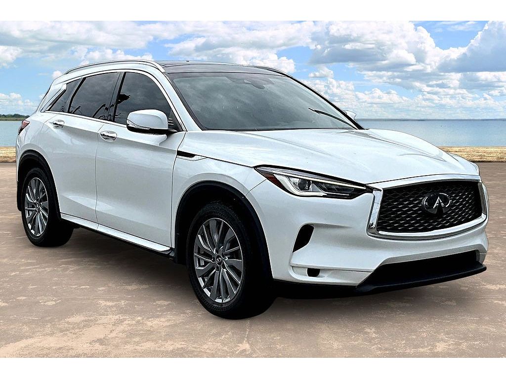 2023 Infiniti QX50 LUXE