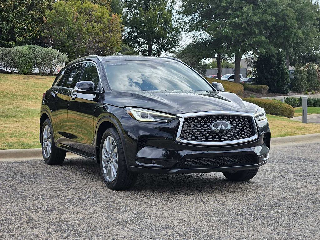 2023 Infiniti QX50 LUXE