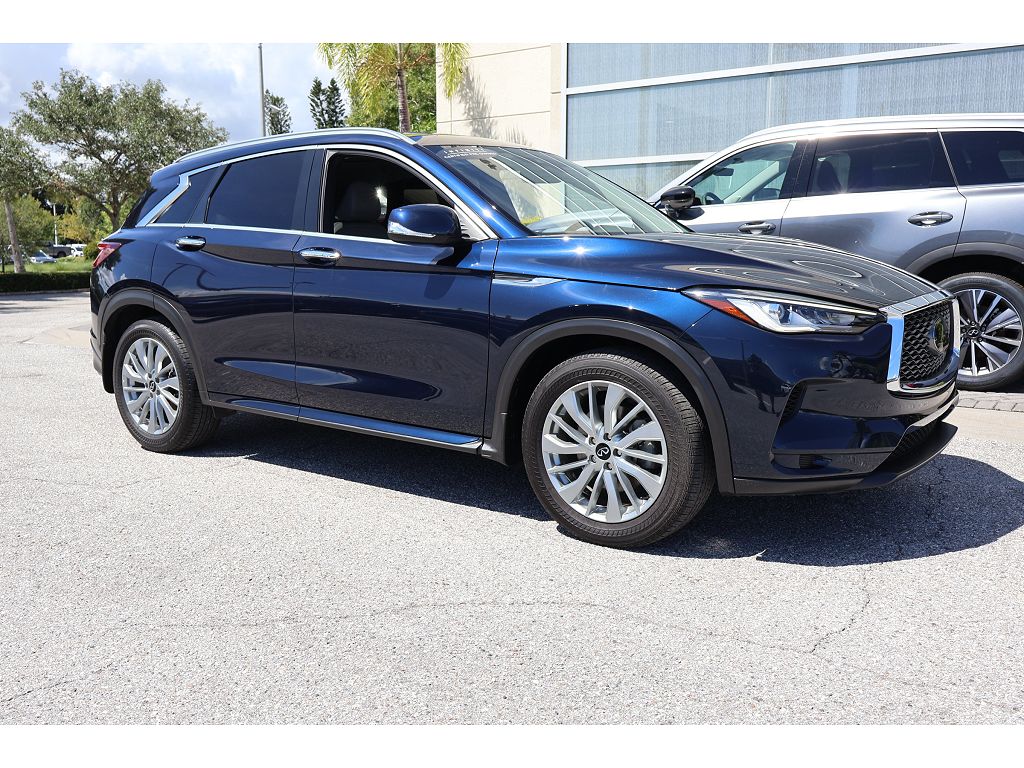 2023 Infiniti QX50 LUXE
